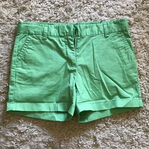Green women's Vineyard Vines youth shorts
